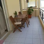 02 - Spacious Apartment At The Heart Of The City