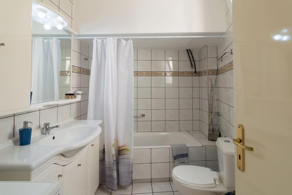 Appartement 02 - Spacious At The Heart Of The City